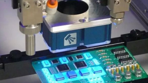 pcb版的機(jī)器視覺檢測系統(tǒng)